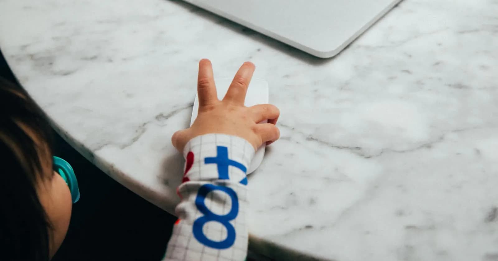 Look where you are clicking.. 🖱️⚠️